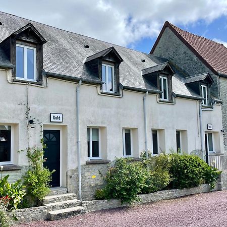 Gite Gold - La Ferme Delaunay Saint-Come-du-Mont Exterior photo